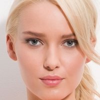Adriana Cernanova Çıplak