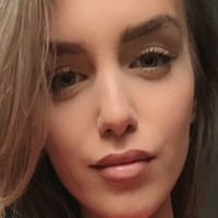 Alex Ann Lavigne Çıplak
