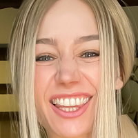 aliceredlipsfree Çıplak