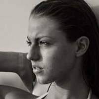 Alina Marzi Çıplak