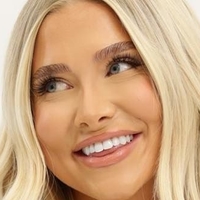 Alyssa Hyde Çıplak