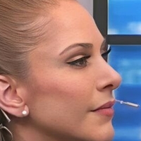 Ana Kasparian Çıplak