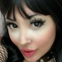 angelilia Çıplak