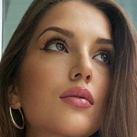 Anjelika R. Jilydass Çıplak
