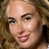 Anna Bron Çıplak
