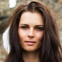 Anna Fenninger Çıplak
