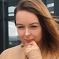 Anna Schmidti Çıplak