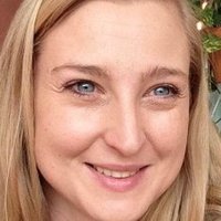 Annie McAuley Çıplak