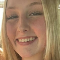 Anya Truax Çıplak