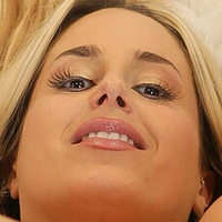 Ashleyniccoleyoga Çıplak