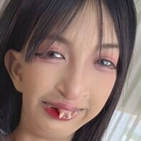 Asian Petal Çıplak