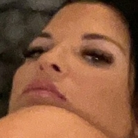 Aubrey Linnea Çıplak