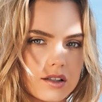 Aurelia Gliwski Çıplak