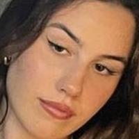 Ava Hirons Çıplak
