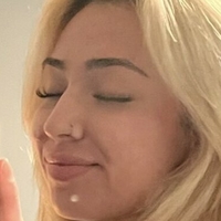 babyraych Çıplak