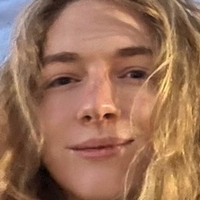Bailey Çıplak