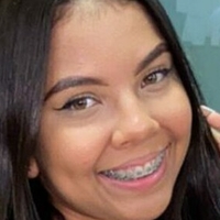 Beatriz Araujo Çıplak