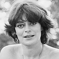 Bernice Stegers Çıplak