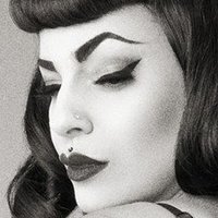 Bettie Page Çıplak