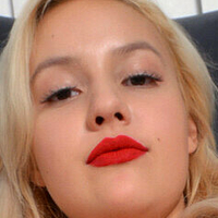 Bonnie Kinz Çıplak