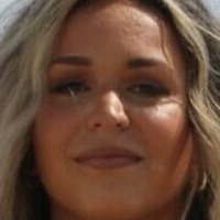 Briana Bills Çıplak