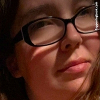 caitbear Çıplak