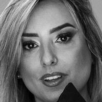 Carol Bernardi Çıplak