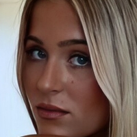 Cassie Roberts Çıplak