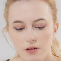 Claire Max Çıplak