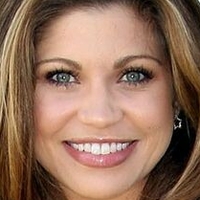 Danielle Fishel Karp Çıplak