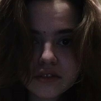 Daria Aref Çıplak