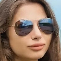 Daria Shy Çıplak