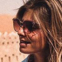 Debi Flugge Çıplak