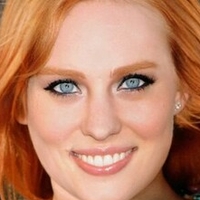 Deborah Woll Çıplak