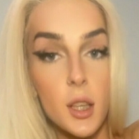 Delia Doll Çıplak