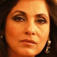 Dimple Kapadia Çıplak