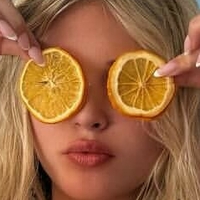 Dominique Elwes Çıplak