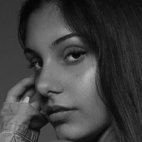 Eden Tendlich Çıplak