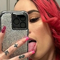 Eli Fantasy Çıplak