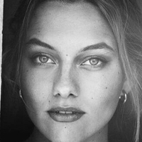 Ella Kernkamp Çıplak