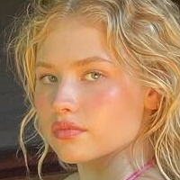 elliebaeeeeee Çıplak