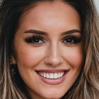Elly Stark Çıplak