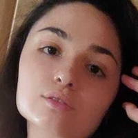 Elmira Pozhar Çıplak