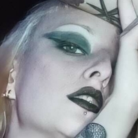 Elyza vallen Çıplak