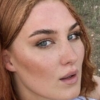 Emilia Baumgart Çıplak