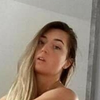 emiliy2876 Çıplak