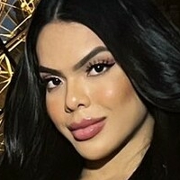 Emilli Valentina Çıplak