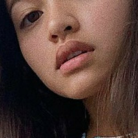 Emily Huynh Çıplak