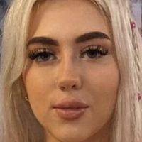 Emma C Çıplak