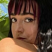 Gigi Morada Çıplak